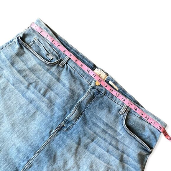 8FAM JEN7 Denim Frayed Hem Pencil Skirt - Picture 4 of 7